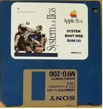 Vintage Apple IIGS System Startup Boot Disk ROM 00 Version 3.2 **Works G... - £11.06 GBP