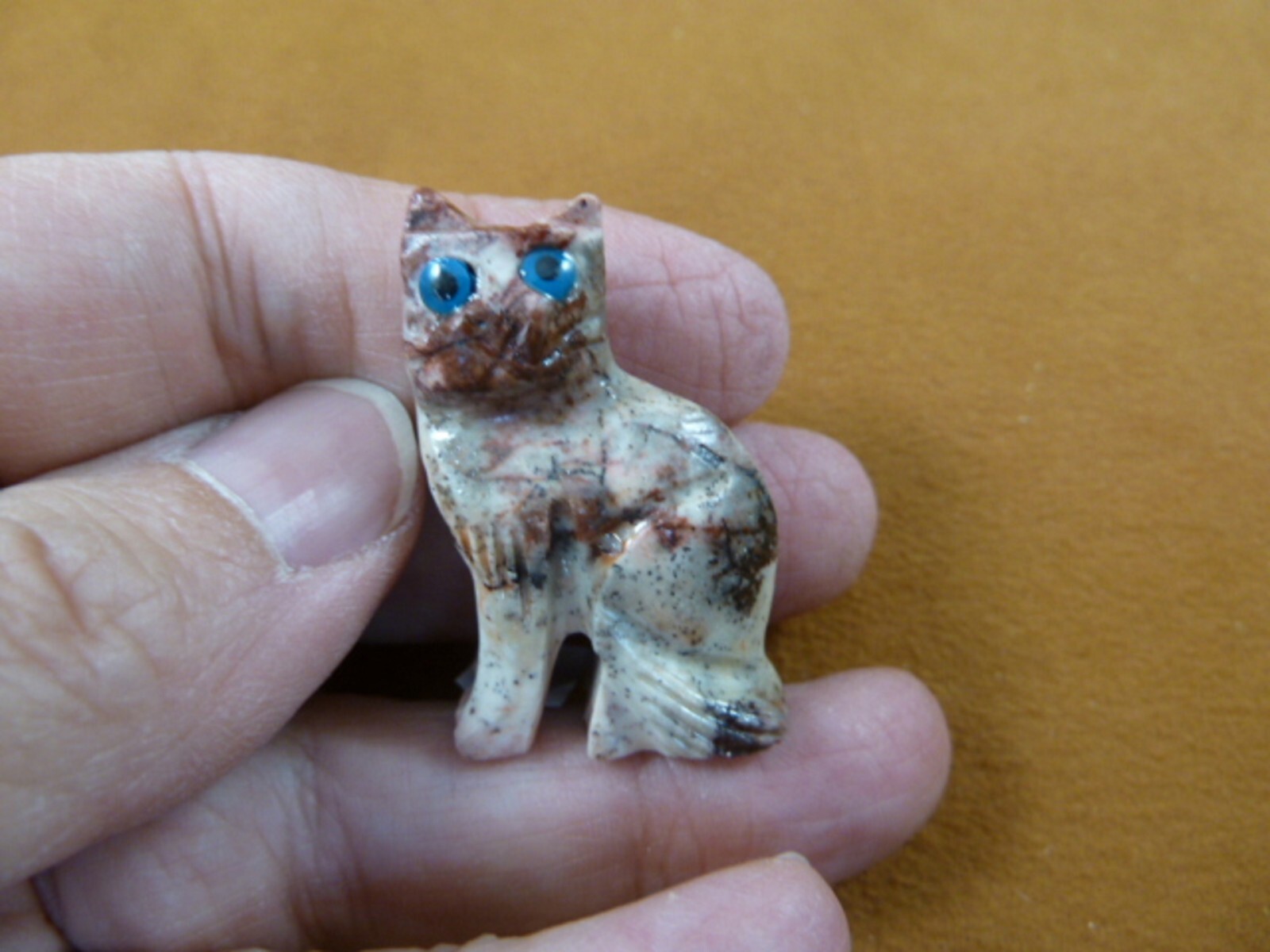 Y-CAT-49) red white KITTY CAT gemstone figurine love cats SOAPSTONE PERU... - $8.99