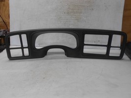 1999-2002 Chevy Silverado GMC SIERRA SPEEDO CLUSTER BEZEL  BROKEN TAB - $89.99