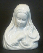 Blessed Virgin Mary Glazed Porcelain Ceramic Finish Statue 5.5x4.5x3 New - £4.02 GBP