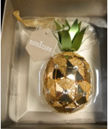 Hallmark Signature Collection Christmas Ornament 2016 Pineapple Metal Re... - $27.33 CAD