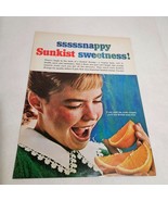 Sunkist Ssssnappy Sweetness Girl with Freckles Oranges Vintage Print Ad ... - £7.90 GBP