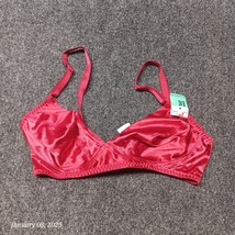 VTG Vassarette Bra Women 34B Red Satin Wireless Full Coverage - £13.43 GBP