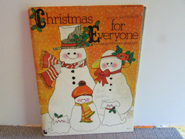 1973 Screen Gems Christmas For Everyone Music Book PIANO/VOCAL/ORGAN/GUITAR - £7.00 GBP