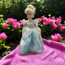 Disney Porcelain Cinderella Doll 16&quot; - £15.54 GBP