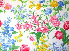 Concord Fabrics Large Floral Chintz Fabric 2 5/8 yd. Vintage - $14.25