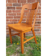 1940&#39;s Marble Tiger Oak Juror&#39;s Chair Desk/Office/Solid Wood Curved Slat... - $5,621.57 MXN