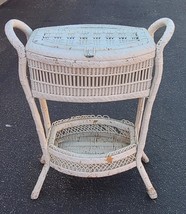 Beautiful Vintage Woven Wicker Sewing Basket – Gdc – Great Older Piece – Tlc - £139.31 GBP