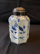 Antico Olandese Delft Ceramica Tè Portabastoni Con Argentato Coperchio. Marchio - £83.35 GBP