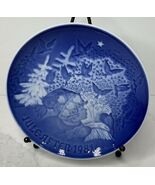 Bing Grondahl Blue &amp; White 1981 Jule After 7" Plate Christmas Peace Doves - $14.80