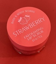 Bath &amp; Body Works Strawberry Scented Exfoliating Lip Scrub  .5 oz / 15g - £10.27 GBP