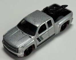 VTG Hot Wheels Chevy Silverado Diecast Truck Pickup w/ Motorcycle Silver... - $9.74