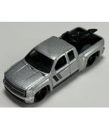 VTG Hot Wheels Chevy Silverado Diecast Truck Pickup w/ Motorcycle Silver... - $185.44 MXN