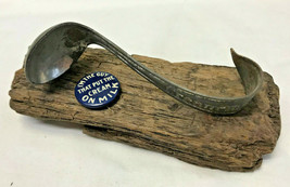 Vtg Cream Top Dairy Bottle Spoon &amp; Red Lion Plug Cream Pin Advertising Button - £31.56 GBP