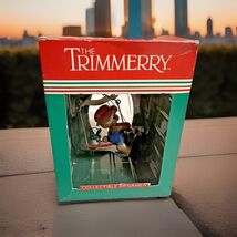Christmas Ornament-vintage The Trimmerry- Mouse painter - $7.92
