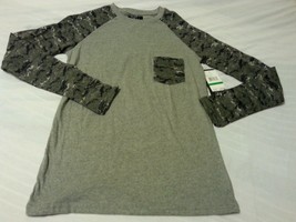 Young Men&#39;s Shirt Sz L Gray Camo New - $15.99