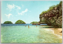 PANGASINAN Philippines  Beach HUNDRED ISLANDS Swimmers  Postcard - £4.54 GBP