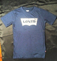 New Levis Boy&#39;s Short Sleeve Crew Neck Silver Batwing Logo Shirt Med 10-12 Years - £6.96 GBP