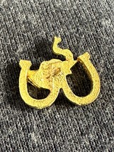 Vintage Lucky Elephant Horseshoes Lapel Pin Tie Tack Gold 1960’s Politic... - £3.95 GBP