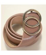 Double O Buckle Vegan Leather Belt Taupe - $326.89 MXN