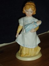 Vintage AVON Figurine - A Mother&#39;s Love Porcelain Figurine 1981 - £7.17 GBP