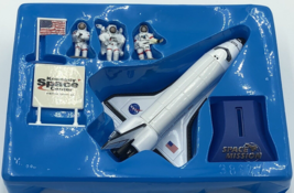 Space Shuttle 7-Piece Playset w/Kennedy Space Center Sign - £13.26 GBP