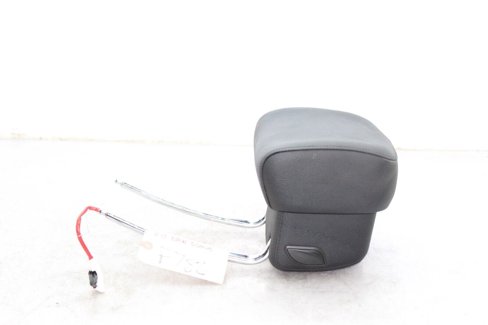 11-13 BMW 5 SERIES F07 F10 F11 Front Left Headrest F786 - $116.10