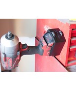 Magnetic Battery Boot Case for Milwaukee M18 XC 4.0 / 5.0 – Protective H... - $775.26 MXN