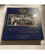 The Daughters: A Dozen Decades of DRT by Gaylon F. Hecker - $555.44 MXN