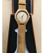 Cucol Wood Brown Leather Quartz Movement Leather Watch Brown *Damaged* - $21.72 CAD