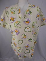 SCRUB TOP WOMENS SIZE M OFF WHITE FLORAL DESIGN V NECK SHORT SLEEVED NUR... - $11.99