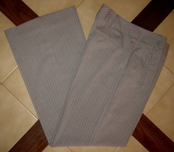NANETTE LEPORE Light Gray/Cream Pinstripe Stretch Wool Flare Leg Dress Pants (4) - £30.68 GBP