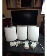 NETGEAR Orbi RBR50v2 Router &amp; Two RBS50v2 Satellite WiFi Extender Mesh - $154.37 CAD