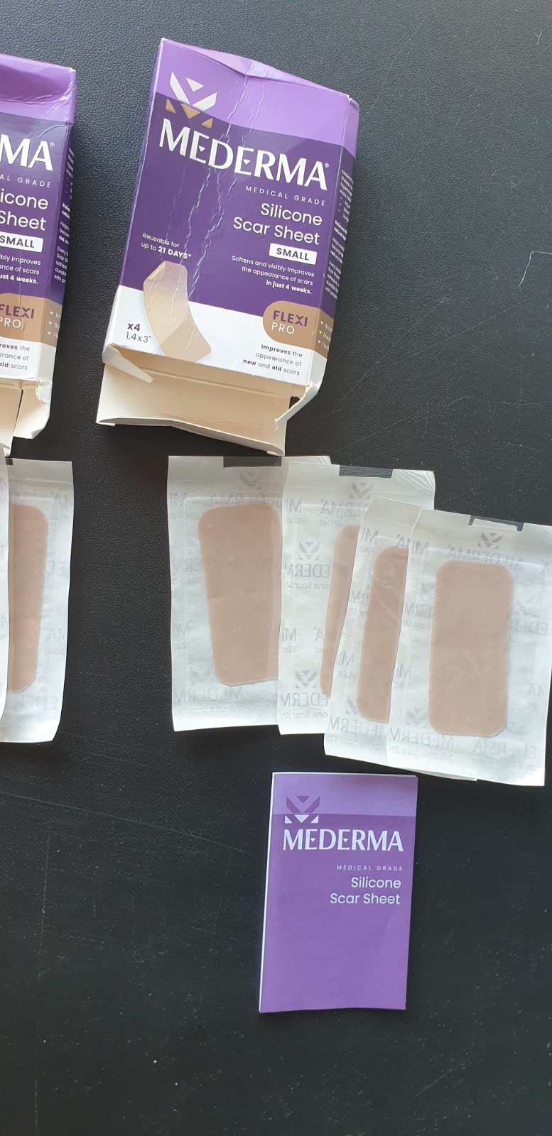 Mederma Medical Grade Silicone Scar Sheets Small Adhesive 4 Count - 2 Packs Item image 3
