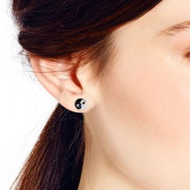 10mm Yin Yang Balance Sparkle .925 Silver Stud Earrings - £9.06 GBP