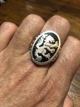 Vintage Lion Crest Argent Blanc Bronze Émail Leo Taille Bague 12.5 - £28.68 GBP