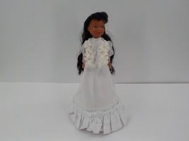 HAWAIIAN BRIDE REVOLVING MUSICAL DOLL WHITE DRESS FLOWER IN HAIR FLOWER ... - $19.99