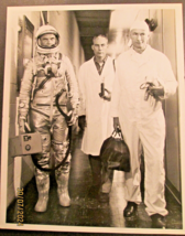 JOHN GLENN:ASTRONAUT (ORIG,1962 VINTAGE SPACE RACE NASA,PRESSPHOTO COLLE... - £234.86 GBP