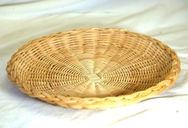 Wicker Rattan Woven Picnic Plate Holder Summer Picnics BBQ Camping - £7.80 GBP