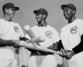 Ernie Banks Monte Irvin Hank Sauer 8X10 Photo Chicago Cubs Baseball Picture Mlb - £3.93 GBP