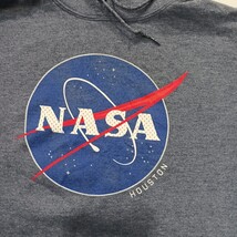 NASA Houston Men Bluish Gray Hoodie Pullover Graphic Sweatshirt Size M Chest 44" image 10
