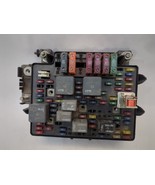 Engine Fuse Box 12193645 Fits 2000-2002 Sierra Silverado 1500 23079 - $81.48 CAD