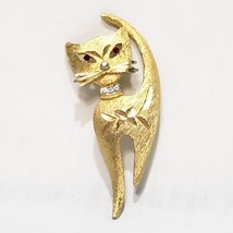 Cat Standing Brooch Pin 2&quot; Gold Tone Vintage Metal Kitten Signed Mamselle - £12.44 GBP