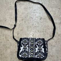 Vera Bradley Crossbody/Shoulder Purse Black Quilted Excellent Condition Retired - £36.38 GBP