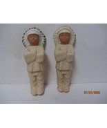 2 VINTAGE 1960&#39;S PLASTIC TOY BOY INDIAN CHIEF DOLLS - £7.98 GBP