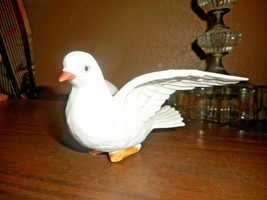 Vintage HOMCO Porcelain White LOVE Dove Figurine #8856 with wings spread - £13.53 GBP