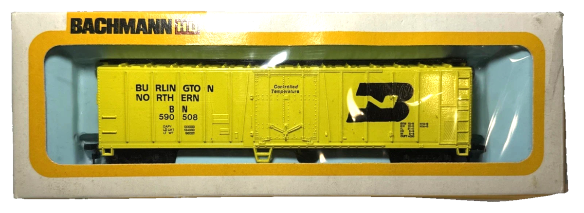 Bachmann HO Scale 51’ Burlington Northern Refrigerator  Car  - $10.84