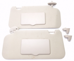 2002-2007 SATURN VUE Sun Visors Driver Passenger LH RH Set Pair - $57.77