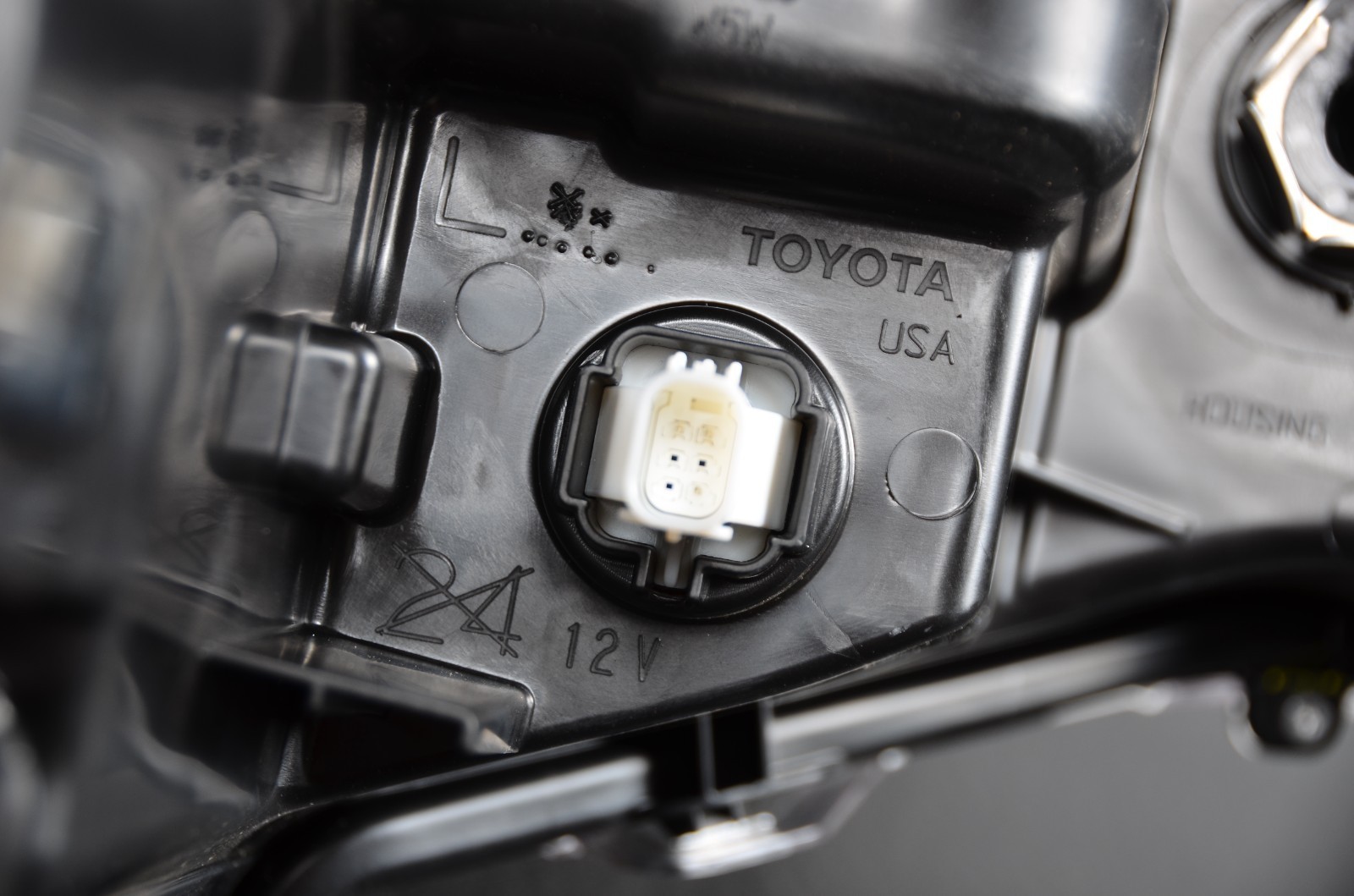 Nice! 2022-2025 Toyota Corolla Cross LED DRL MID Headlight Left Driver Side OEM Item image 10