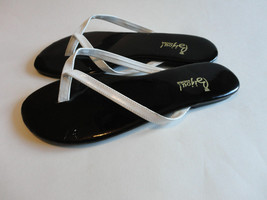 New BLACK/ White Women&#39;s Thong Sandals Size 5 M - £3.74 GBP